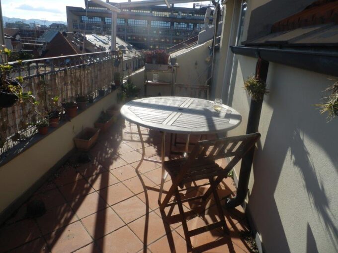 IN TRATTATIVA -CENTRALISSIMO ULTIMO PIANO CON TERRAZZO RIF 51